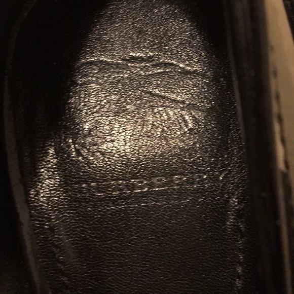 Burberry heels - Picture 4 of 13
